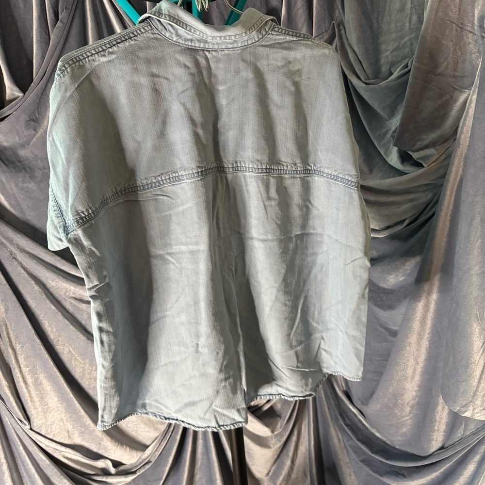Chaps Lyocell denim chambray button down top size small - Picture 3 of 7